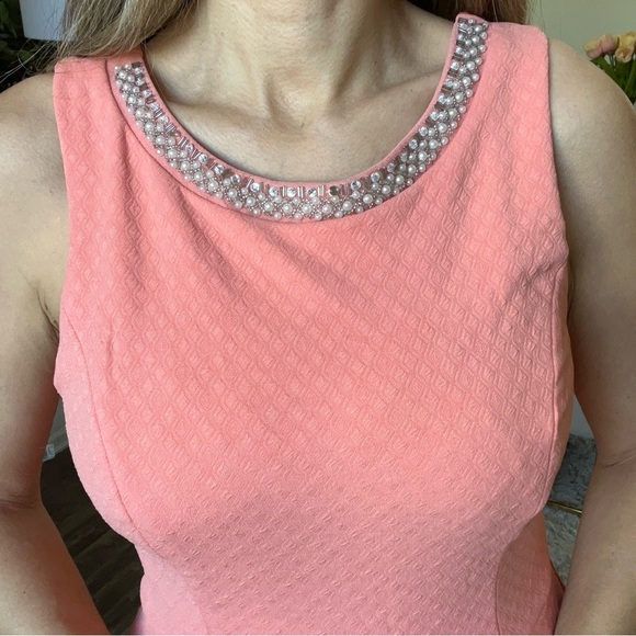 Alya Coral Sleeveless Fitted Beaded Pearl Neck V Back 
Cocktail Bow Dress PartyM - Picture 6 of 15